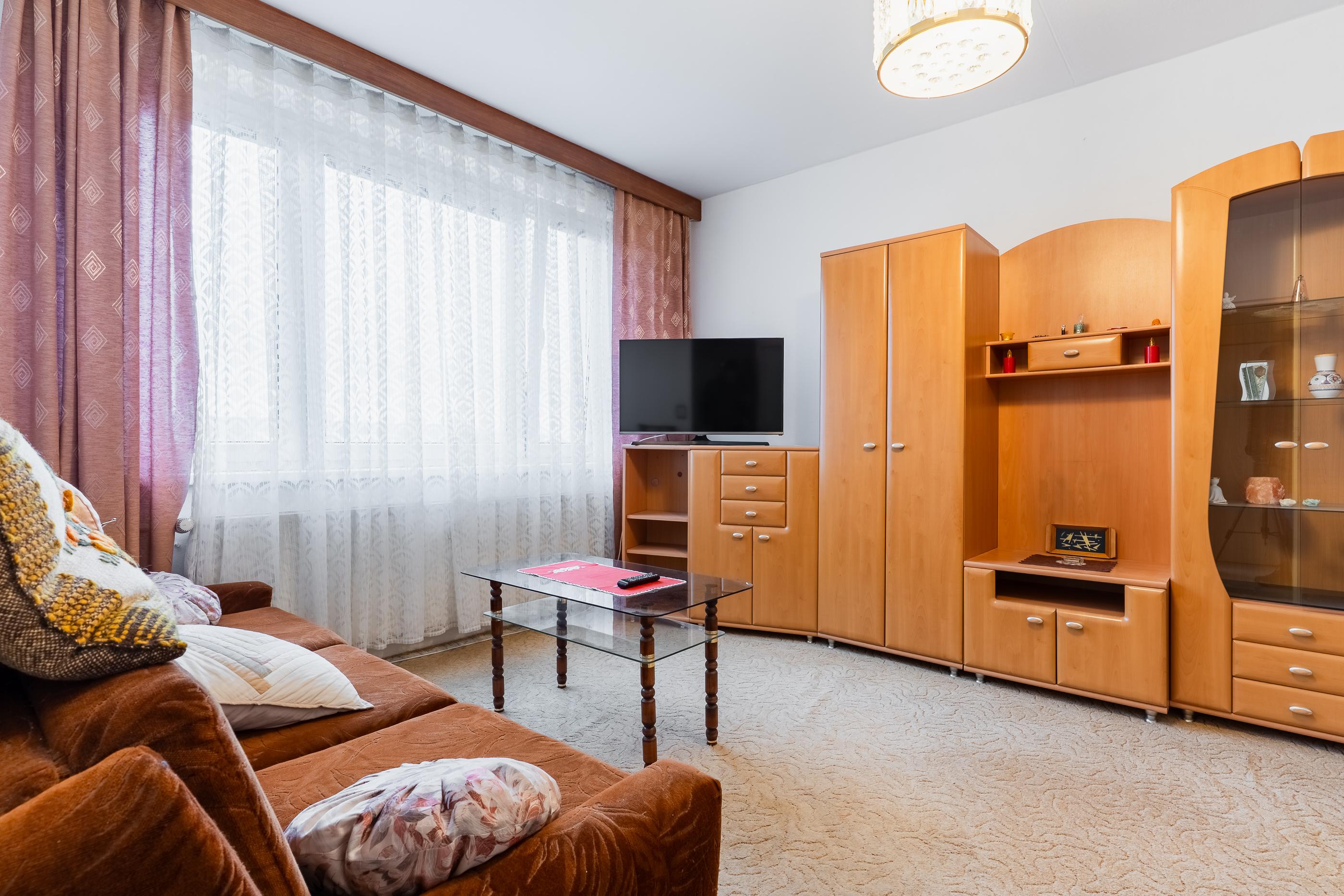 PRENÁJOM 3 izb. byt, loggia, KUZMÁNYHO ul., KE - STARÉ MESTO