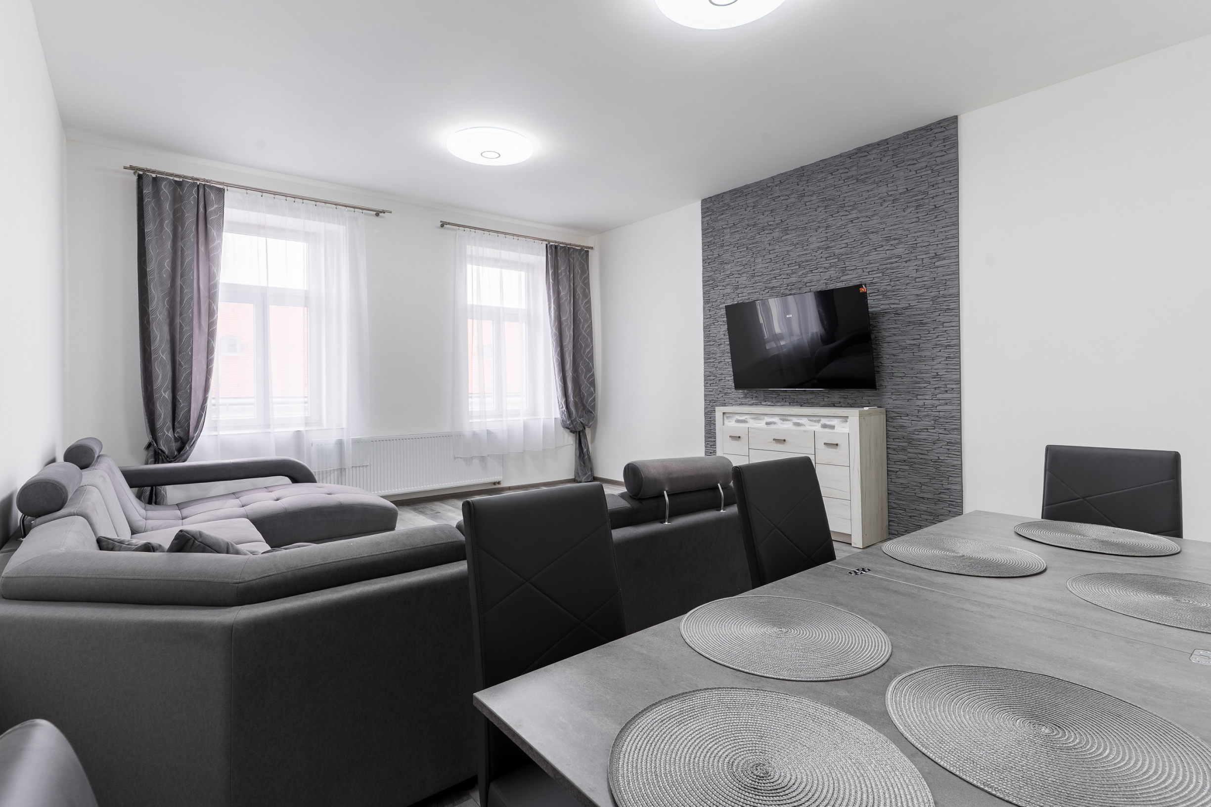 Luxusný veľkometrážny 2-izbový byt (85m2) - Mäsiarska ul.