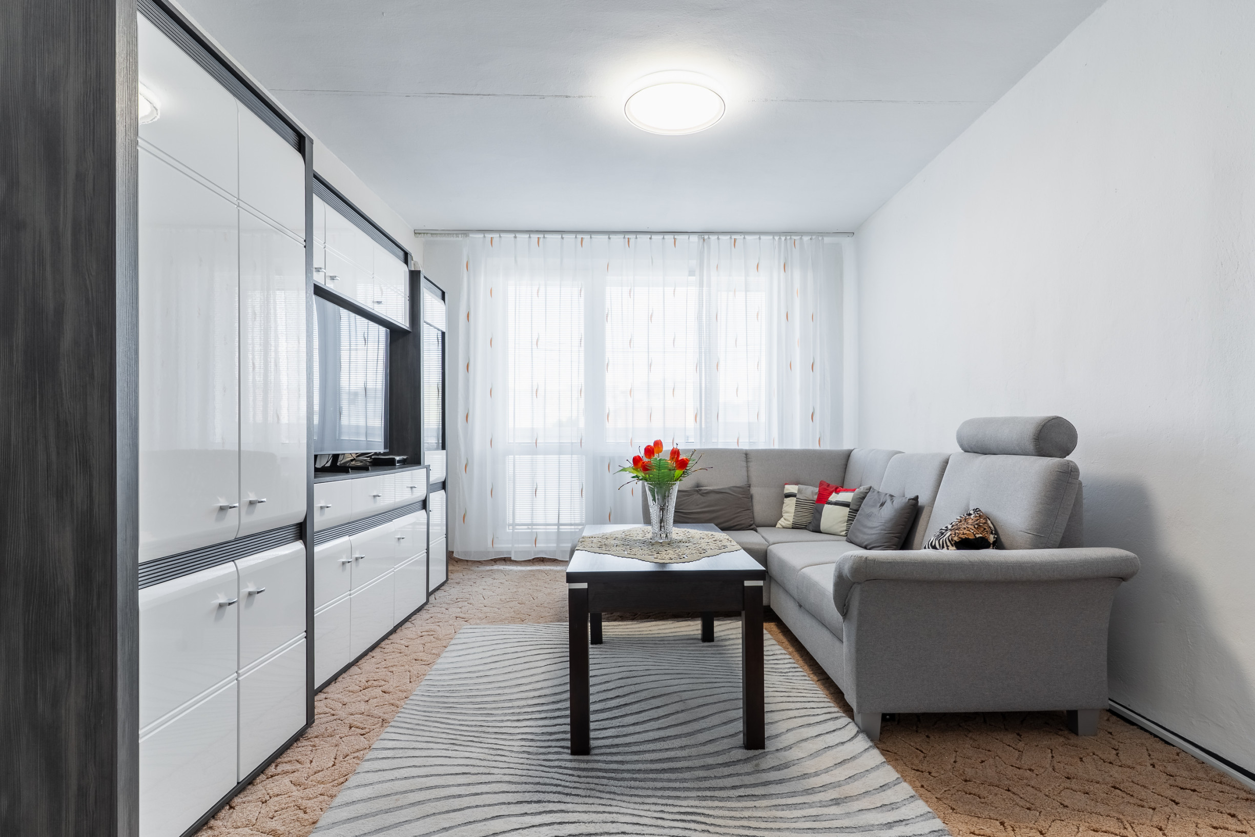 NA PREDAJ - 3 izb. byt (66m2) s 2x loggiou, BIELOCERKEVSKÁ ul.,KE - Furča